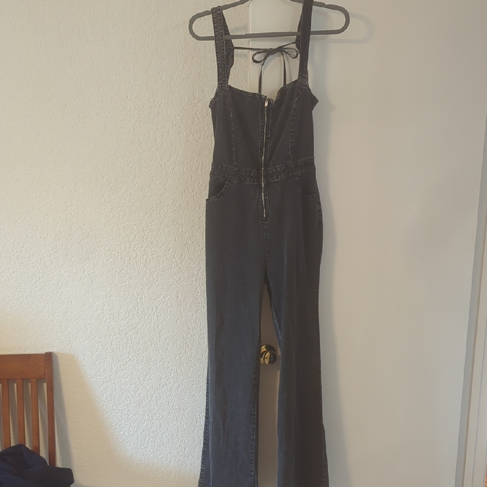 Blue Blush Black Jumpsuit with Fitted Bodice and Front Zipper